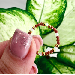 Pierścionek kamień księżycowy piasek pustyni